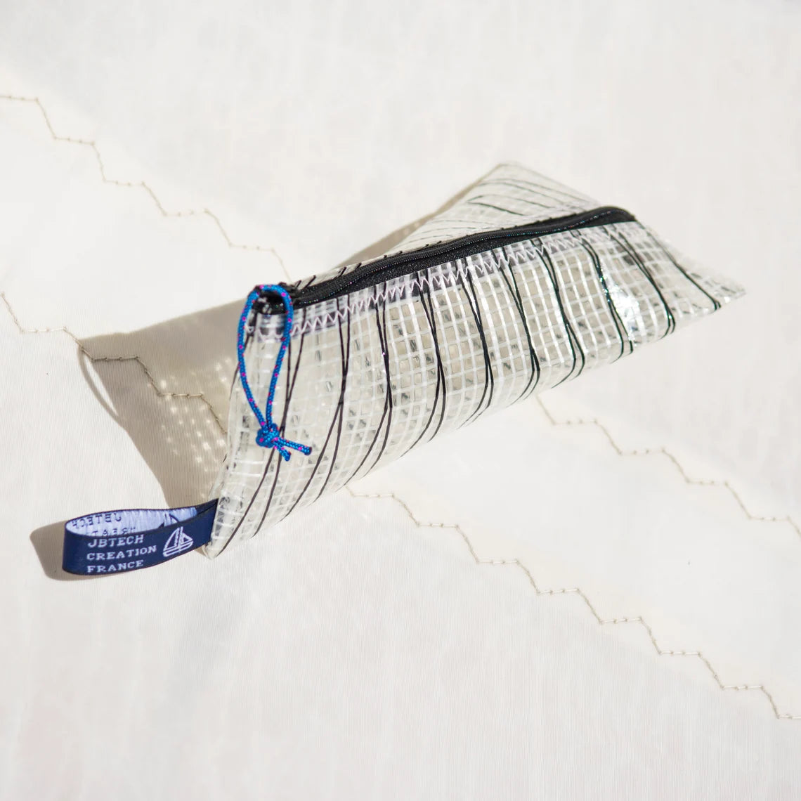 Trousse voile carbone transparent