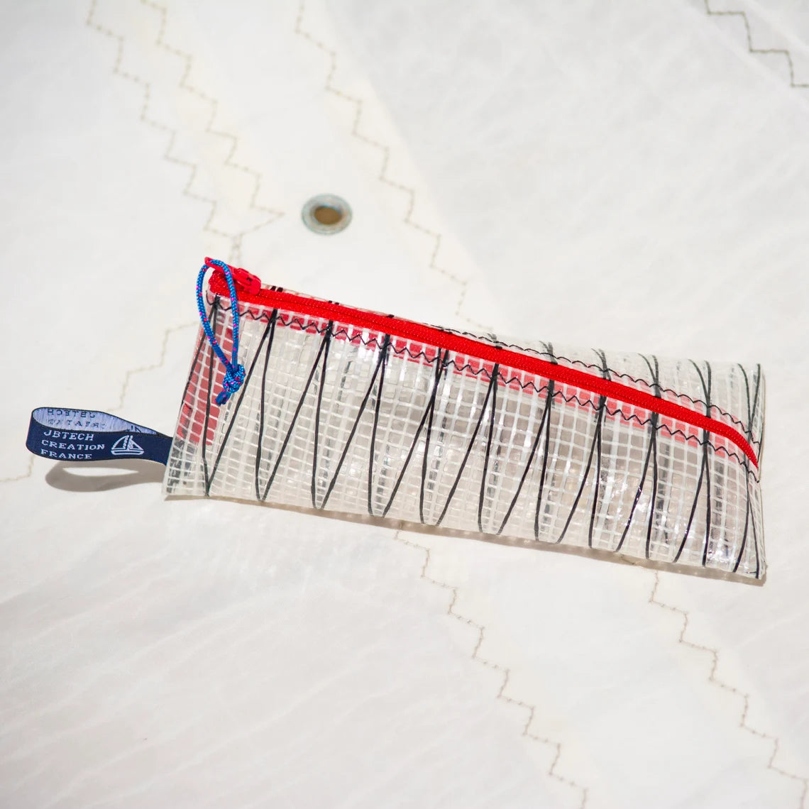 Trousse voile carbone transparent